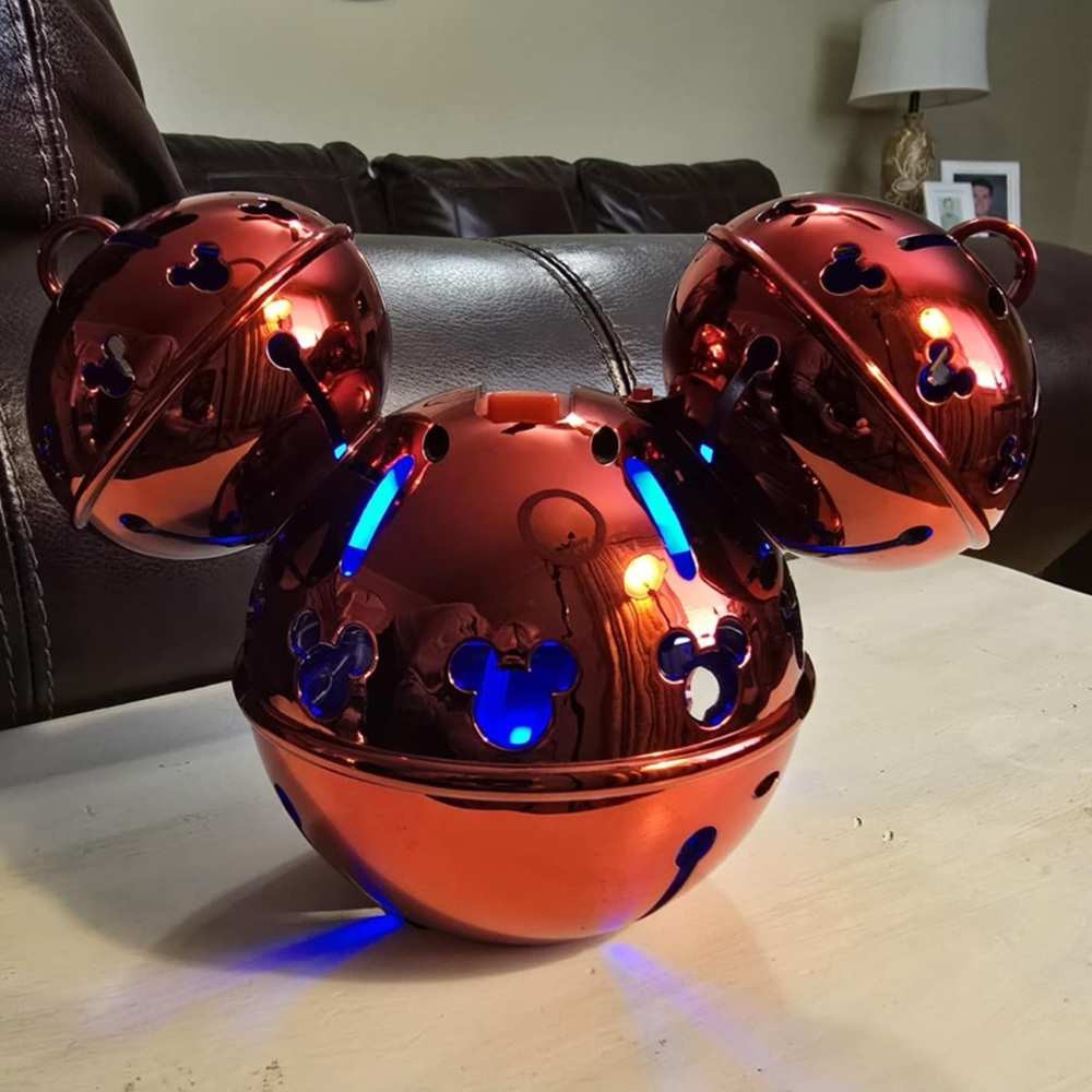 Disney Parks Holiday Light up Sipper Cup.